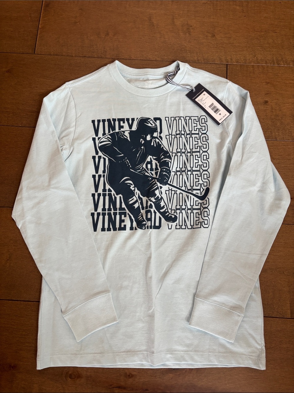 Vineyard Vines Light Blue Long Sleeve with Navy Hockey Graphic, NWT, size M
